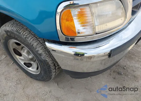 1997 Ford F-150 Standard/Xl/Xlt from USA, damaged, VIN 1FTDX1726VNB79004